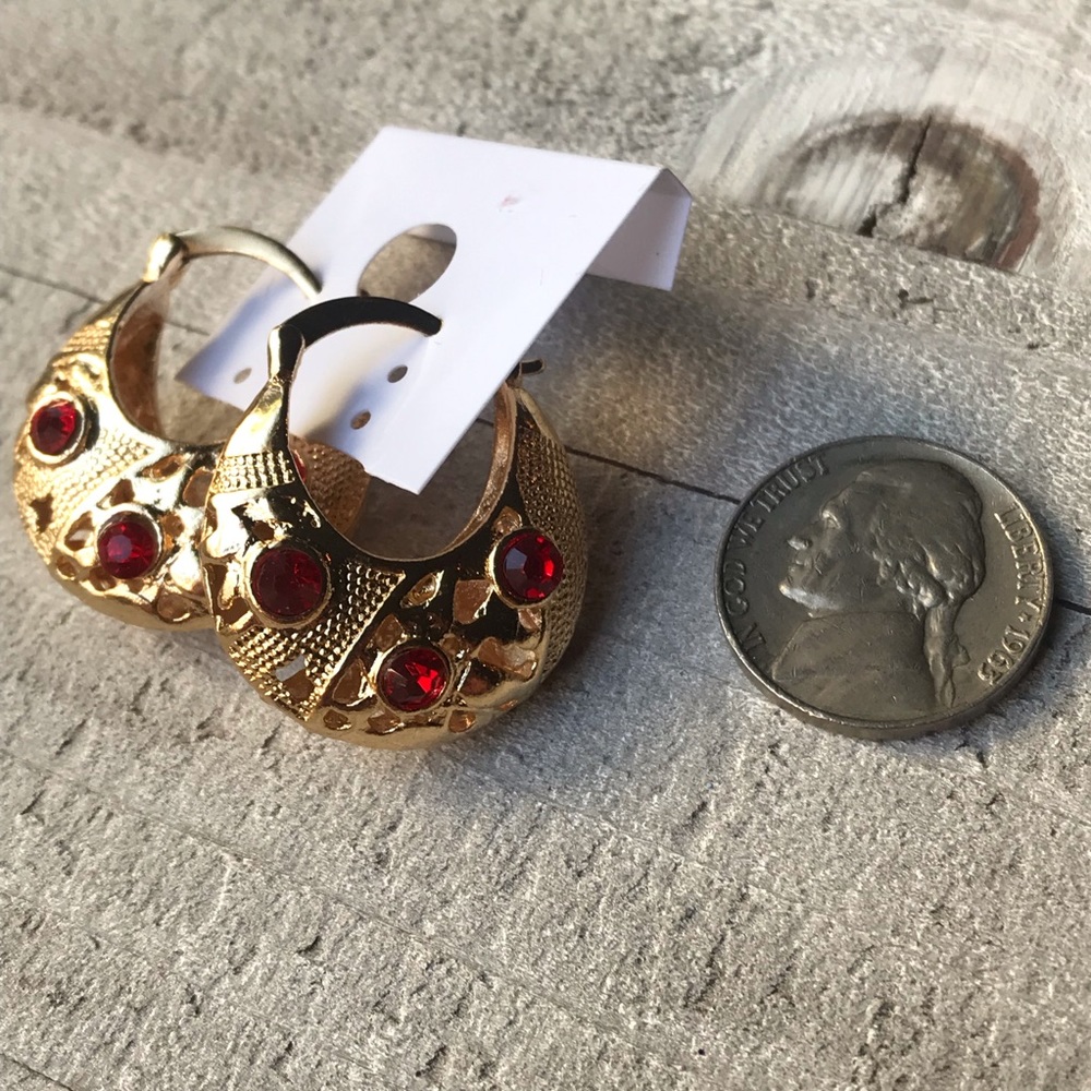 Gorgeous Italian Gold Earrings - Picture 3 of 4